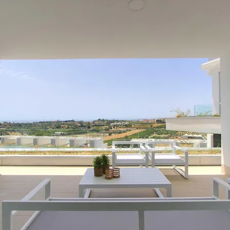 2202 Ocean View Эстепона