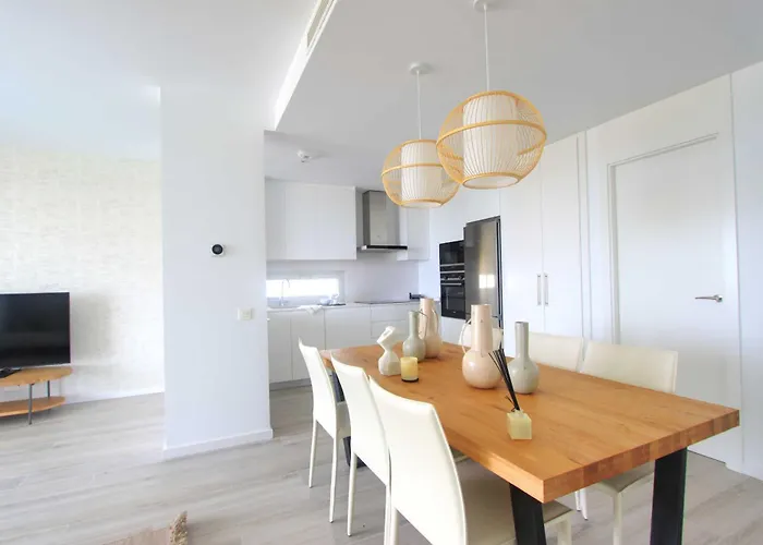 Apartment 2202 Ocean View *